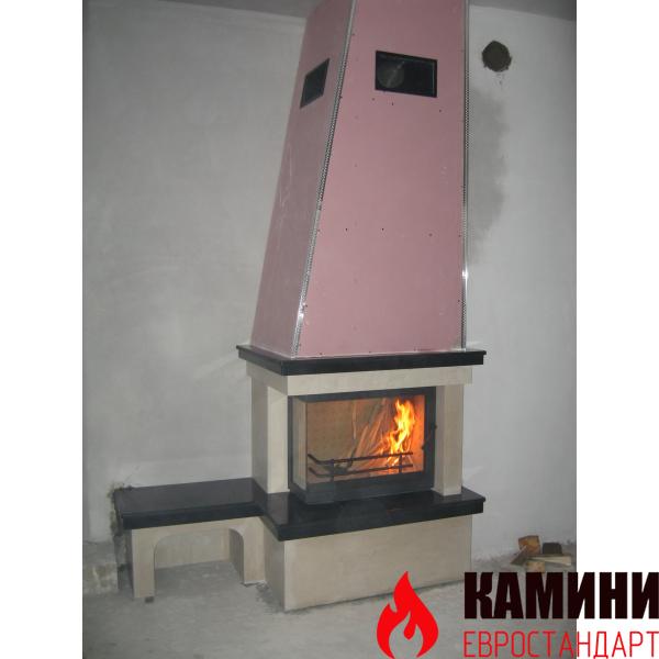 Камина със странично стъкло модел Комфорт