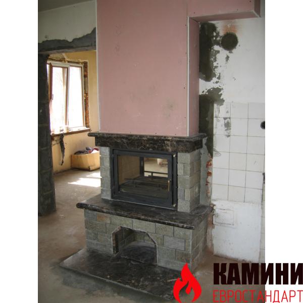 Рустикална камина с две лица Тунелна